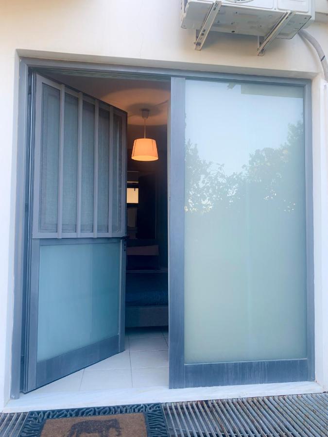 Confidential Apartment, Prime Location Athen Exterior foto
